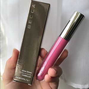 Becca Glow Gloss (Camella)
